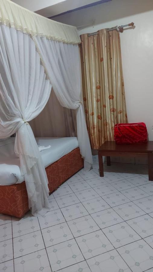 Viewers Park Hotel Naivasha Exterior photo